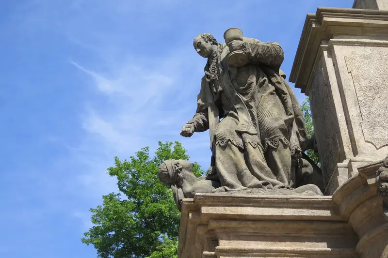 KULTURNĚ HISTORICKÝ KURZ PRAHA 2018