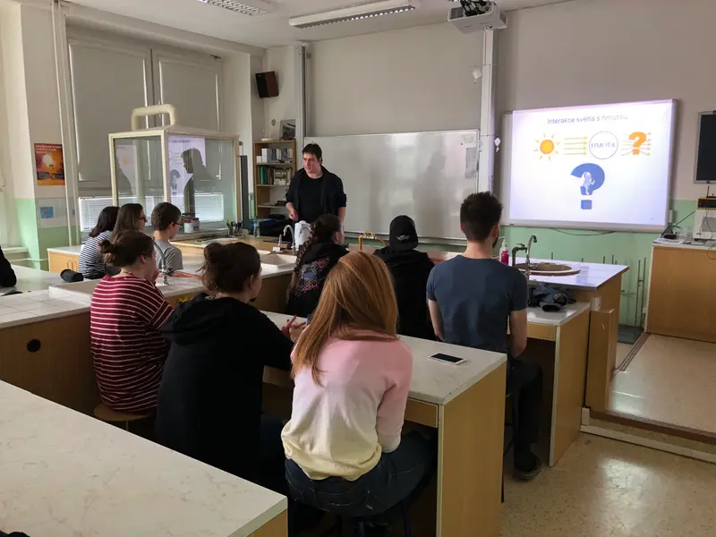 Nebojte se vědy 2018 aneb akademici přednáší našim studentům