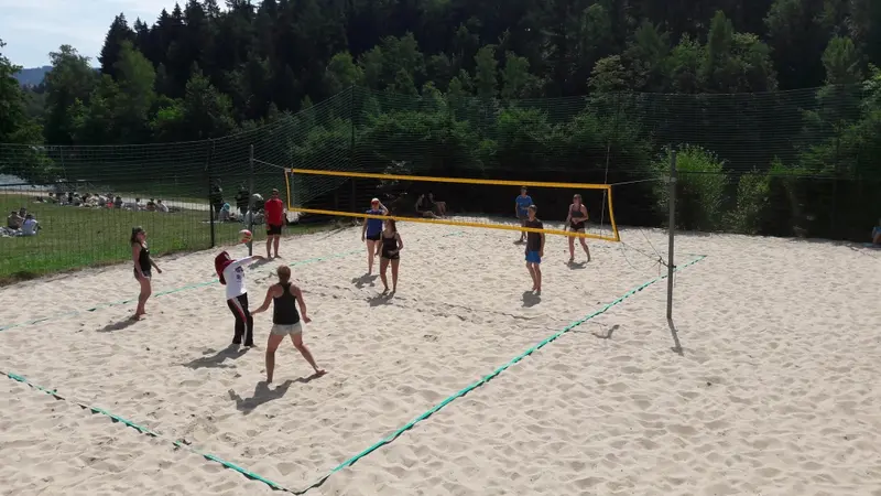 9884_Plazovy_volejbal_17/02_BEACH_17