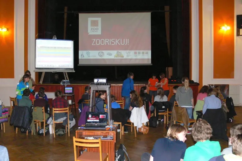 9969_ZooRiskuj_2016/03ZOORISKUJ16