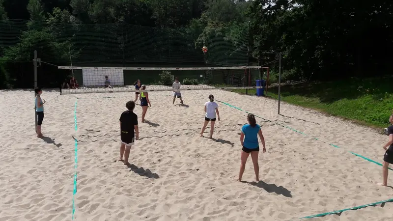 9884_Plazovy_volejbal_17/03_BEACH_17