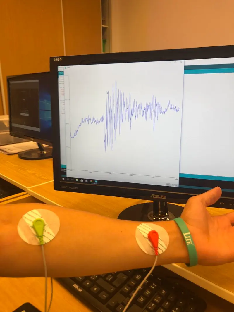 Aplikovaná informatika a soutěž KyberRobot 2019