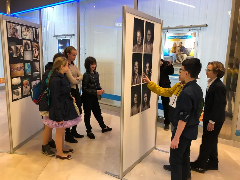 VERNISÁŽ VÝSTAVY K 12. ROČNÍKU FOTOGRAFICKÉ SOUTĚŽE
