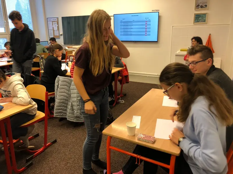 Mezinárodní metematicko - fyzikální soutěž NÁBOJ junior na Doctrina - PG