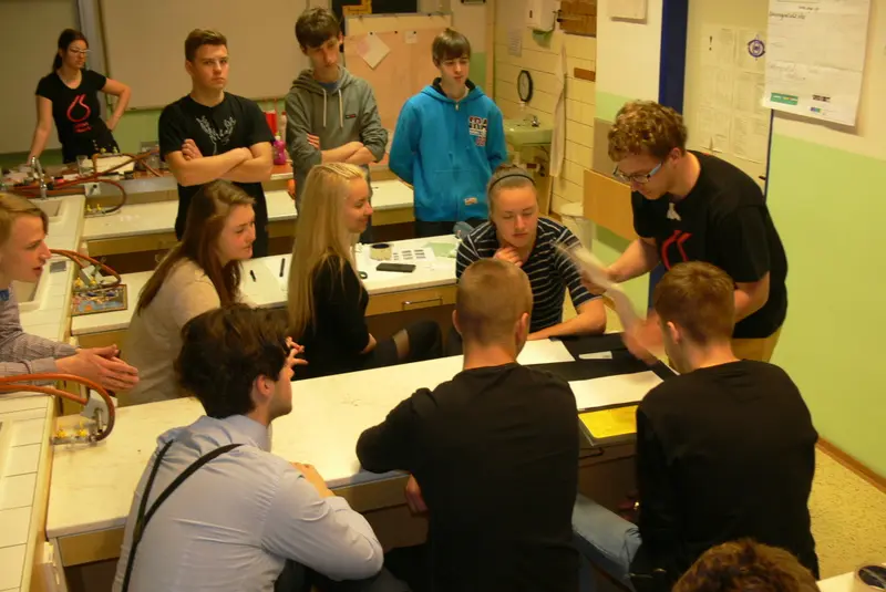 9907_Modernichemie_2017/11_chemie_2017