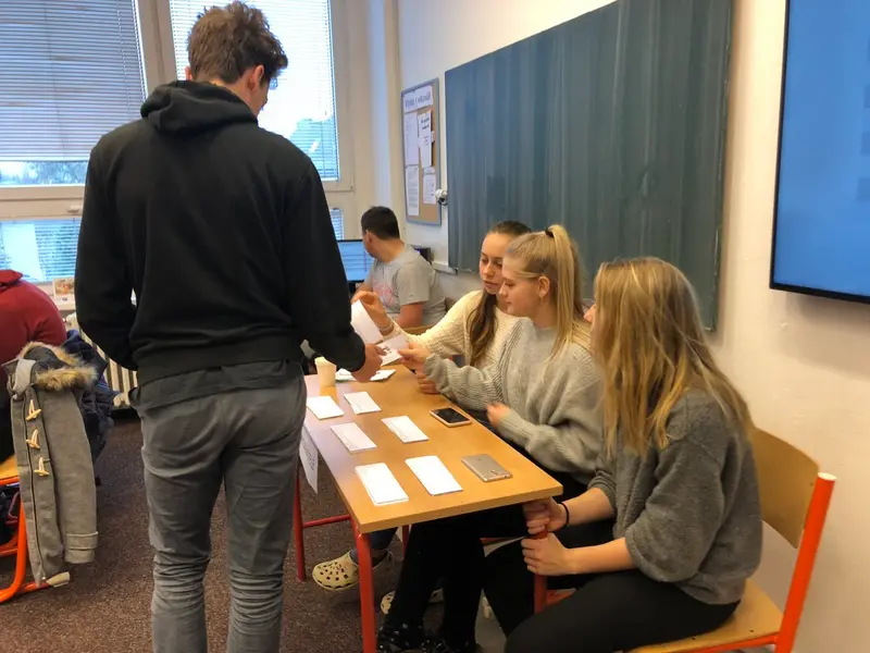 Mezinárodní metematicko - fyzikální soutěž NÁBOJ junior na Doctrina - PG