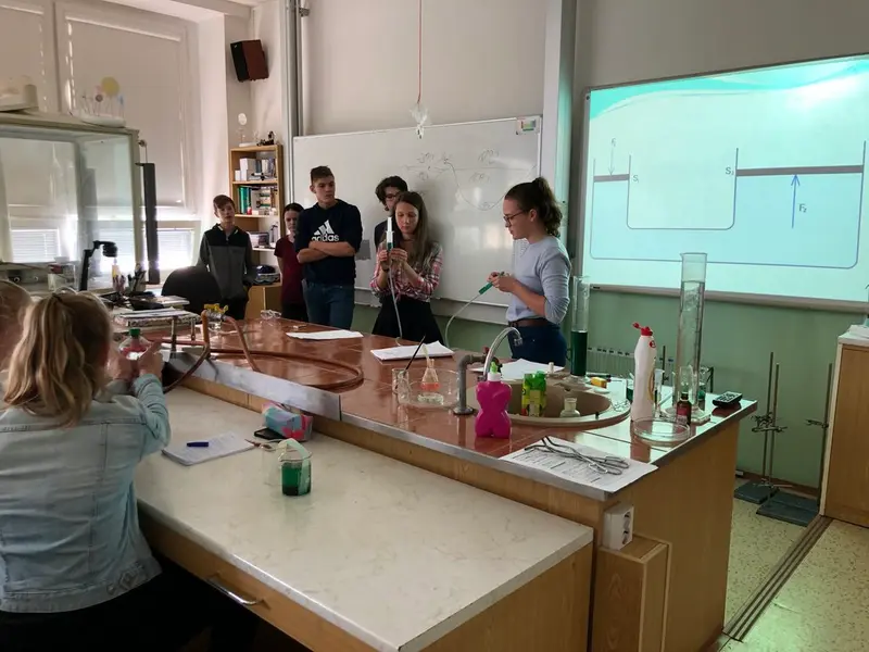 Dílna Voda - praktická výuka v terénu i laboratoři