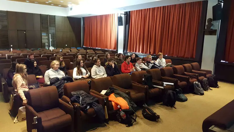 Exkurze Ústavu fyzikální chemie J. Heyrovského