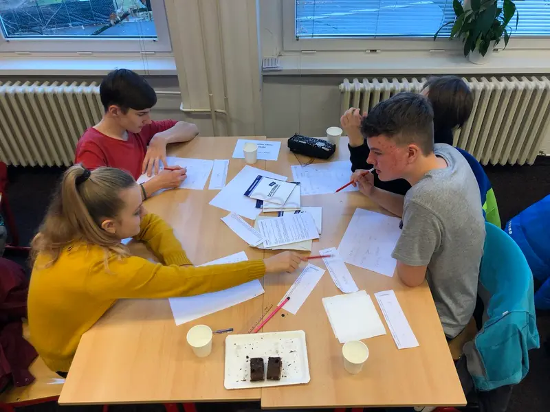 Mezinárodní metematicko - fyzikální soutěž NÁBOJ junior na Doctrina - PG