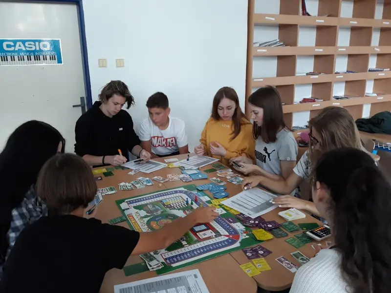 Rozvíjení finanční gramotnosti studentů I. ročníku - hra Finanční svoboda