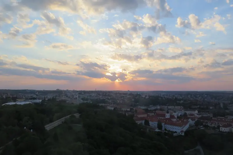 KULTURNĚ HISTORICKÝ KURZ PRAHA 2018