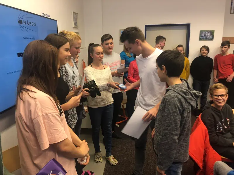 Mezinárodní metematicko - fyzikální soutěž NÁBOJ junior na Doctrina - PG