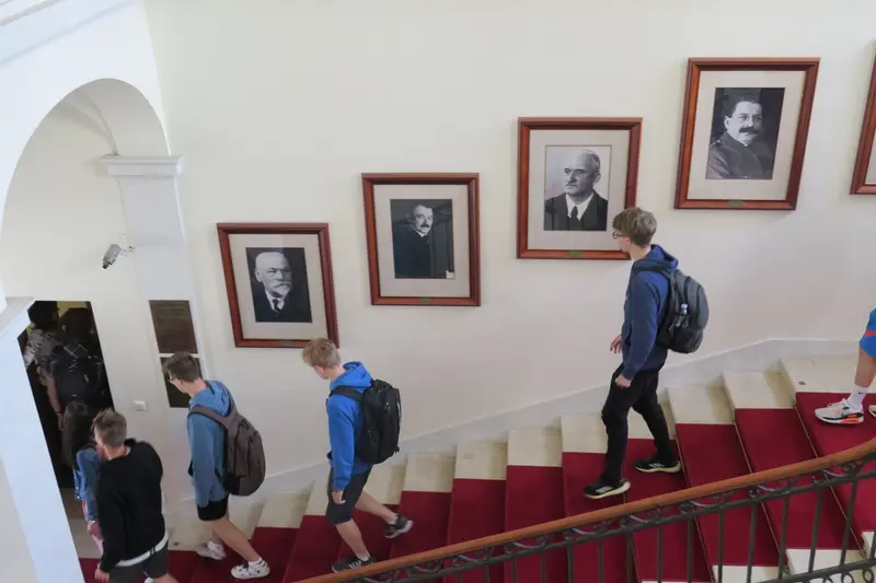 KULTURNĚ HISTORICKÝ KURZ PRAHA 2018