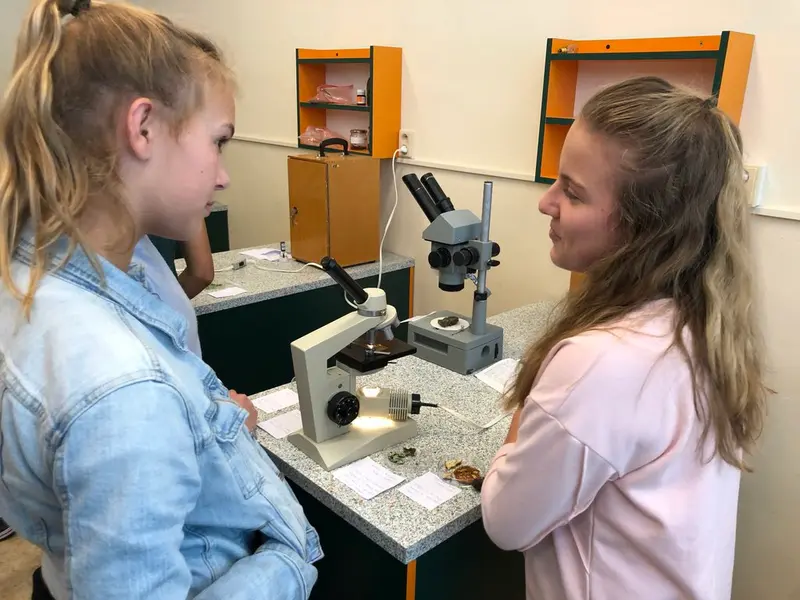 Dílna Voda - praktická výuka v terénu i laboratoři