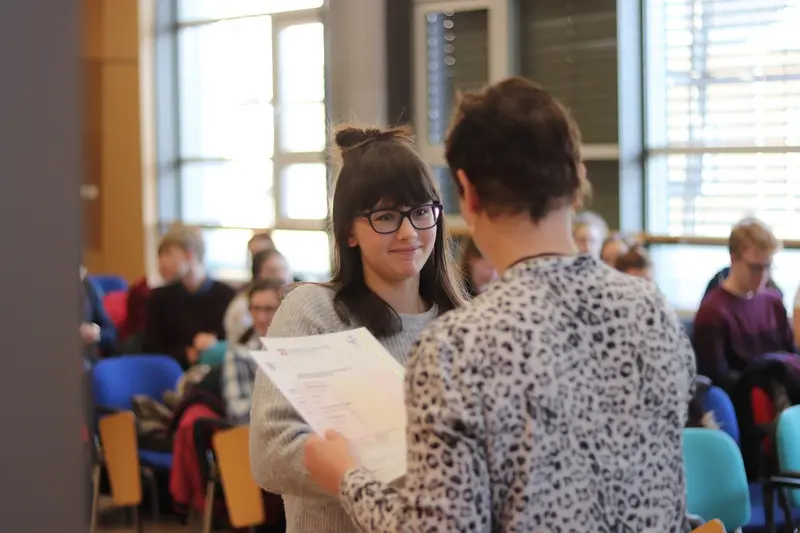 Slavnostní předávání FCE a CAE certifikátů studentům oktávy