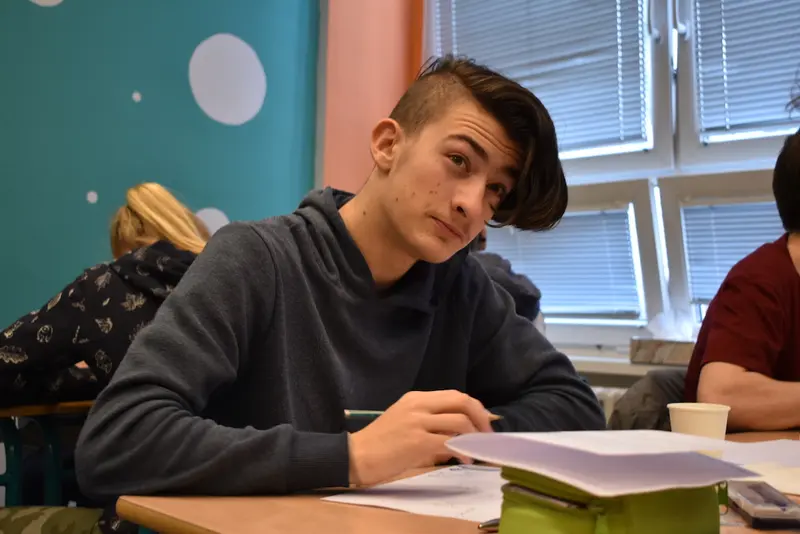 ÚSPĚCH NAŠICH STUDENTŮ NA MATEMATICKO-FYZIKÁLNÍ SOUTĚŽI DRUŽSTEV NÁBOJ JUNIOR
