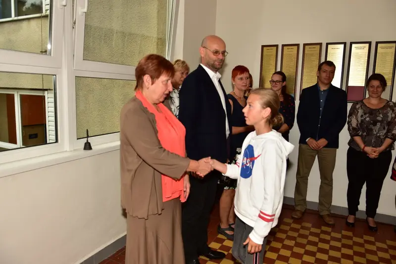 Primáni mají za sebou uvítací rituál "Ručičky"
