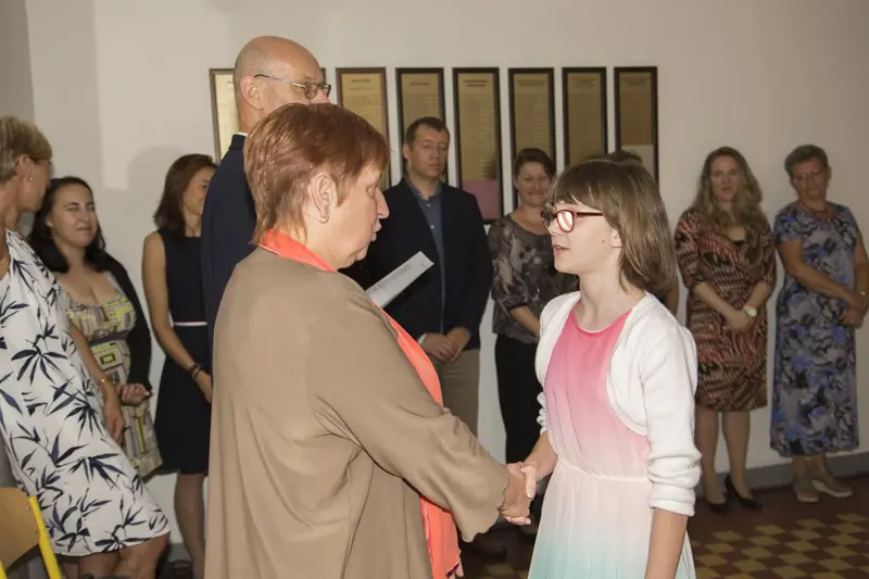 Primáni mají za sebou uvítací rituál "Ručičky"