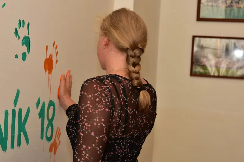 Studenti 1.ročníku zanechali první den ve škole svůj nepřehlédnutelný otisk