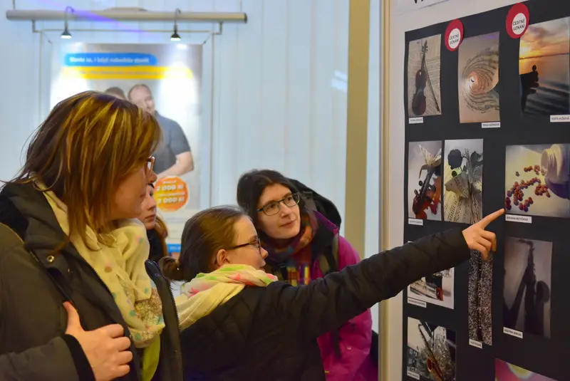 VÝSTAVA FOTOGRAFIÍ 13. ročníku studentské fotografické soutěže