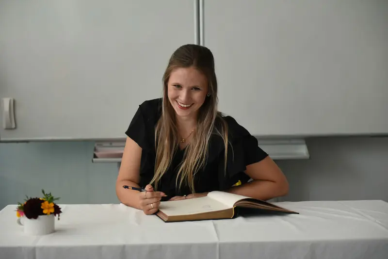 SLAVNOSTNÍ RAUT MATURITNÍCH ROČNÍKŮ