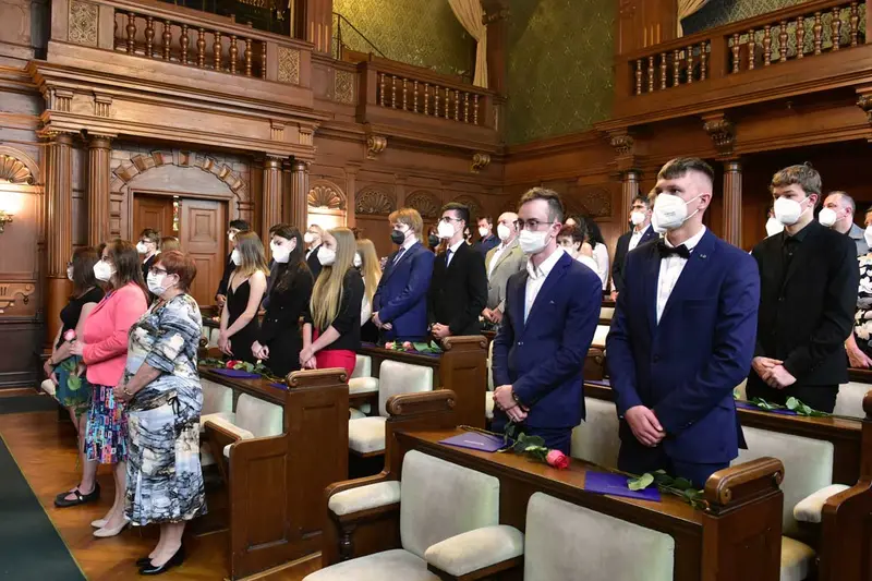 Předávání maturitních vysvědčení