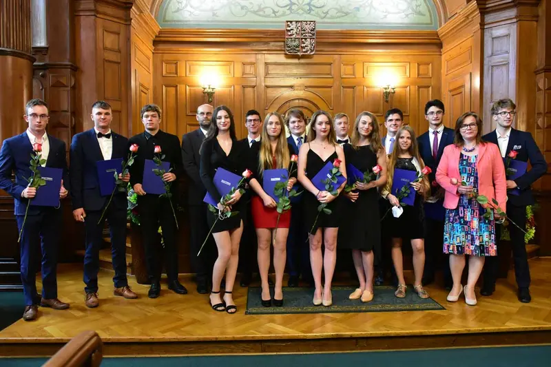 Předávání maturitních vysvědčení