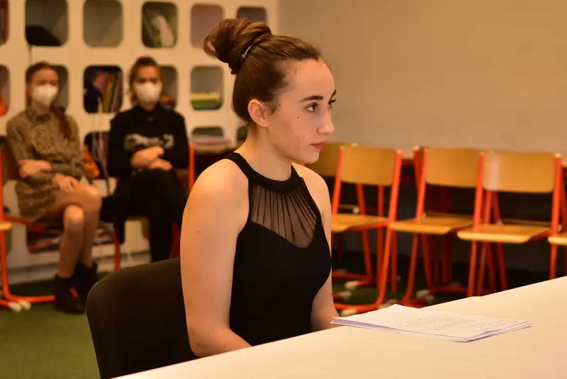 Obhajoby projektů v septimě a III. ročníku