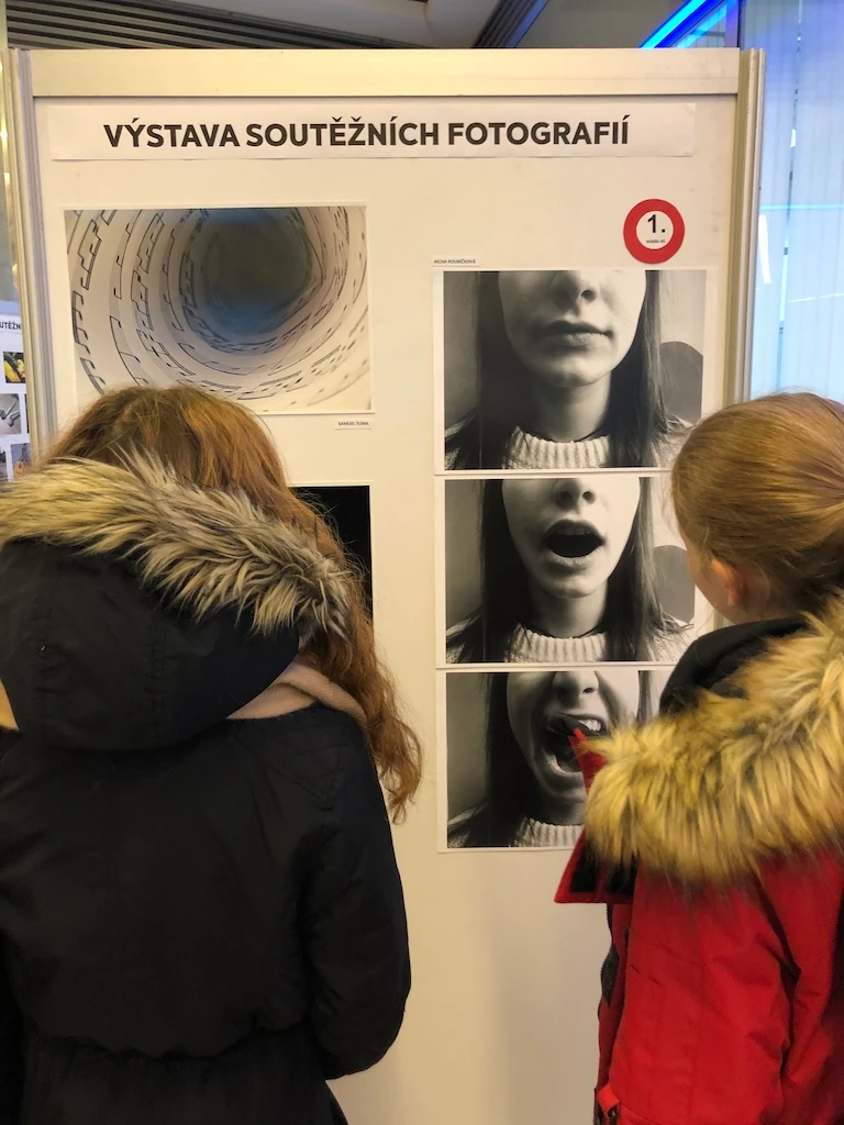 VÝSTAVA FOTOGRAFIÍ 13. ročníku studentské fotografické soutěže