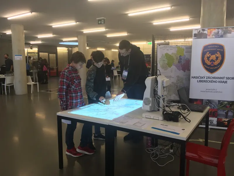 Studenti na GIS DAY