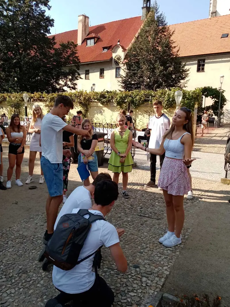 Kvinta v Praze