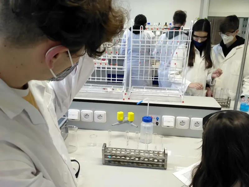 Sexta v laboratořích VŠCHT