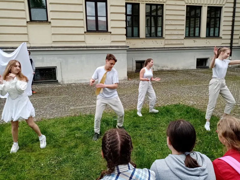 Estetický kurz v Litomyšli 8. – 12. 5. 2023 očima sextánů