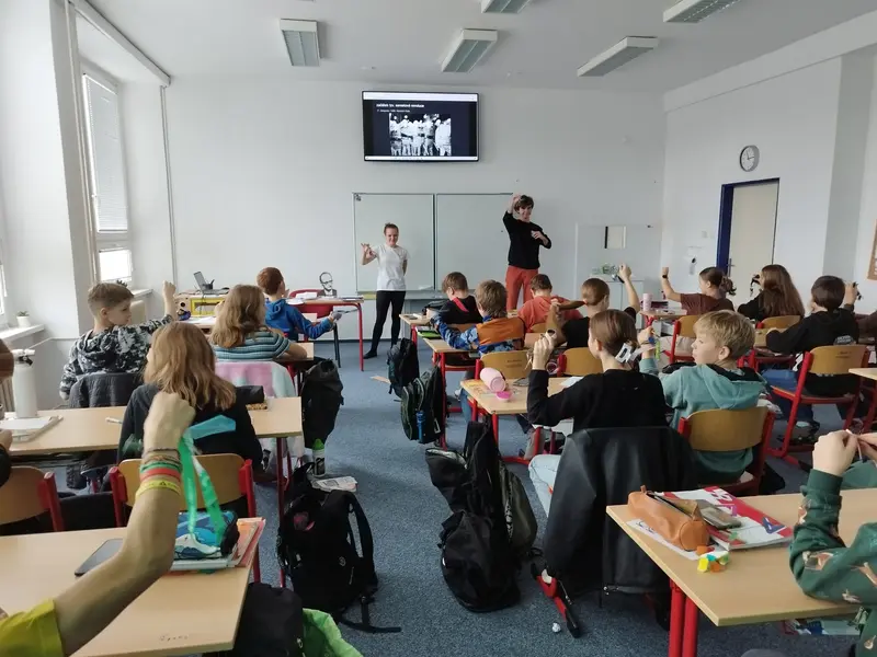 Studenti učí: sametová revoluce