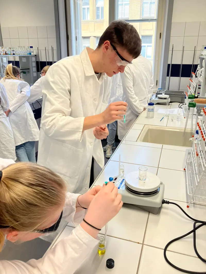 Návštěva laboratoří VŠCHT
