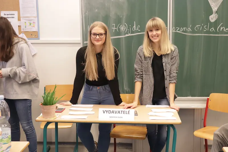 ÚSPĚCH NAŠICH STUDENTŮ NA MATEMATICKO-FYZIKÁLNÍ SOUTĚŽI DRUŽSTEV NÁBOJ JUNIOR