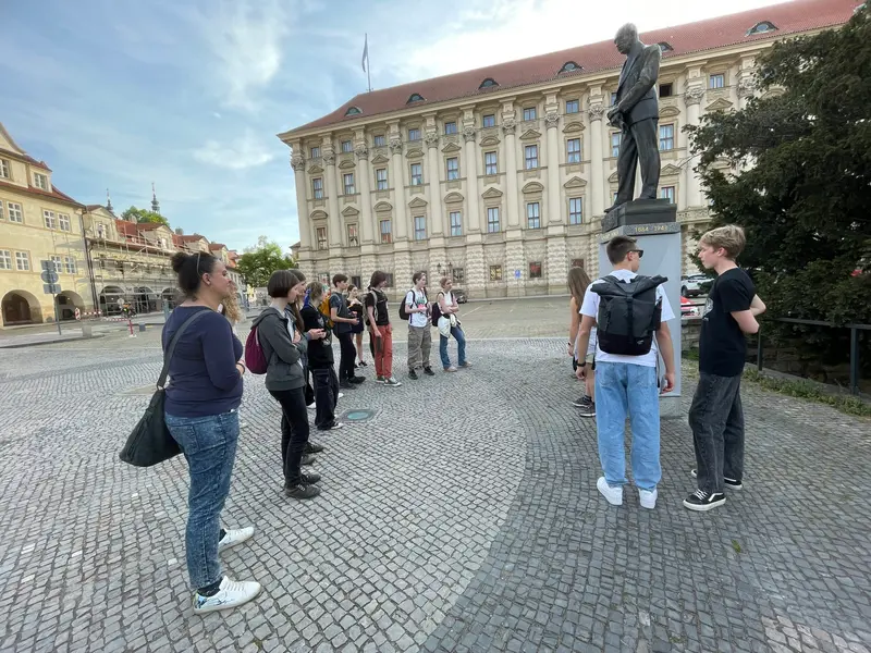 PRVNÍ ZASTÁVKA: PRAŽSKÝ HRAD