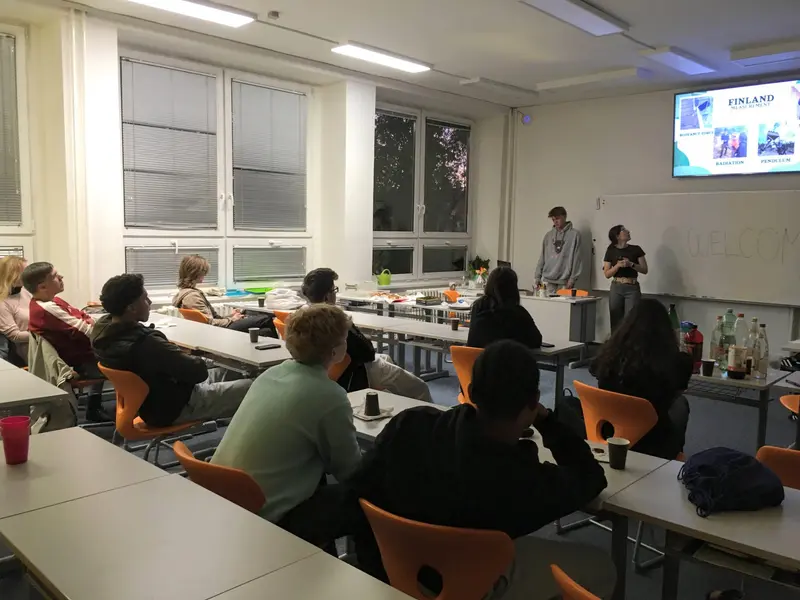 Seznámení rodičů studentů s projektem Outdoor Physics