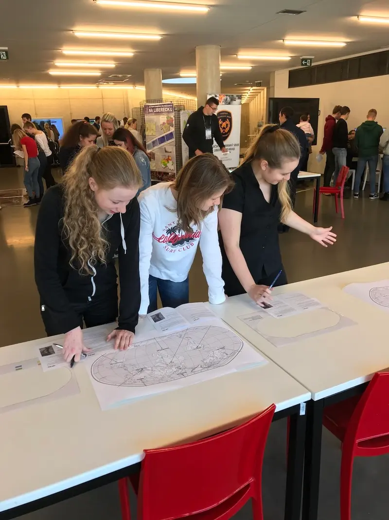Studenti na GIS DAY
