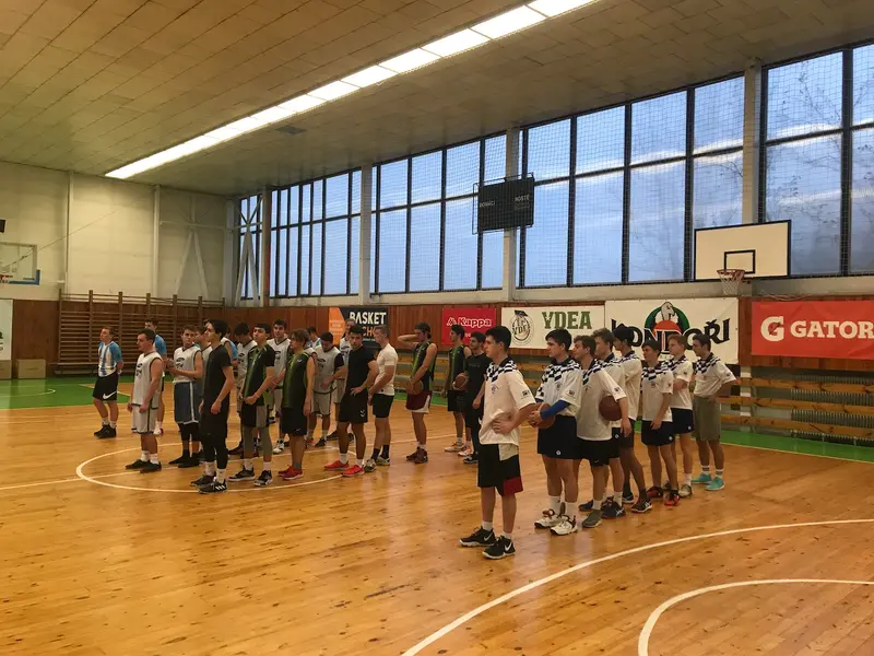 Úspěch našich basketbalistů na okresní palubovce
