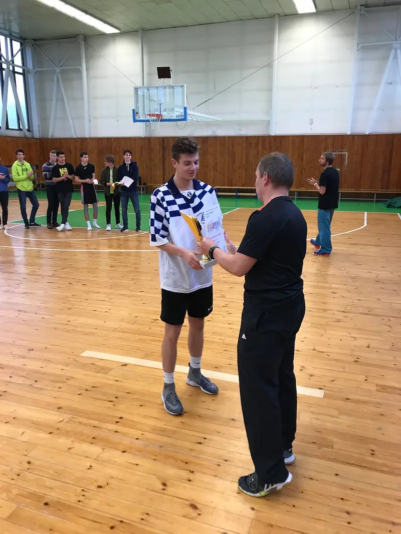 Úspěch našich basketbalistů na okresní palubovce