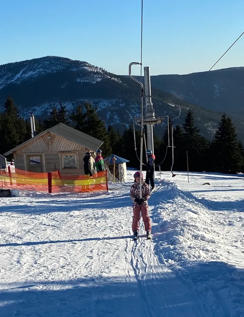 LYŽÁK 2022
